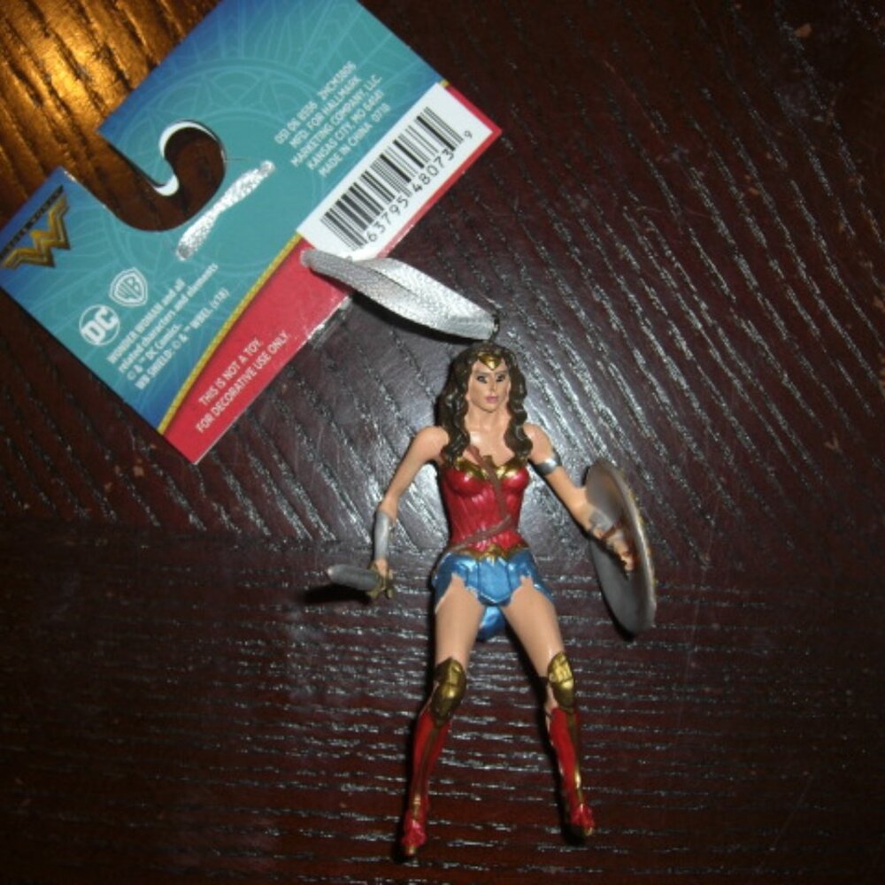 New Wonder Woman DC comics christmas ornament